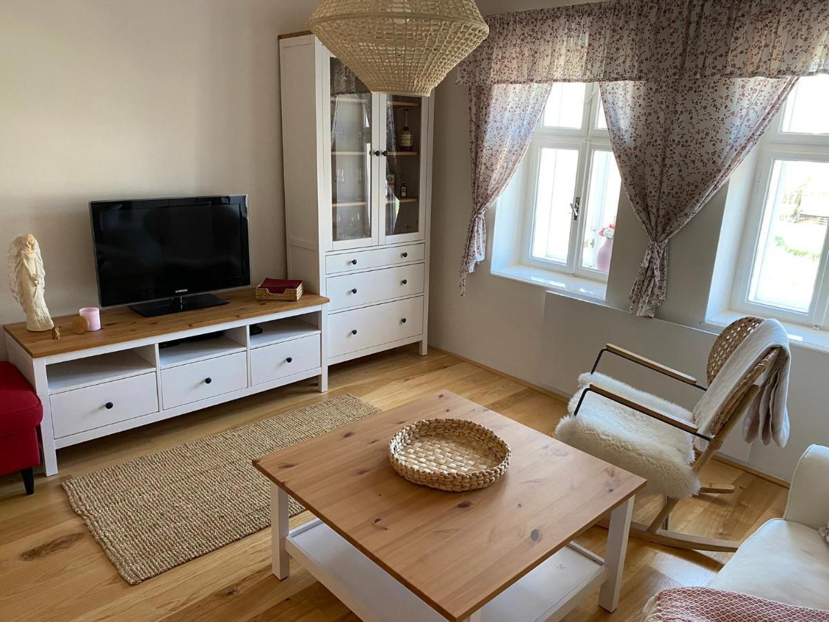Willa Nad Slovackym Sklipkem Tupesy Zewnętrze zdjęcie